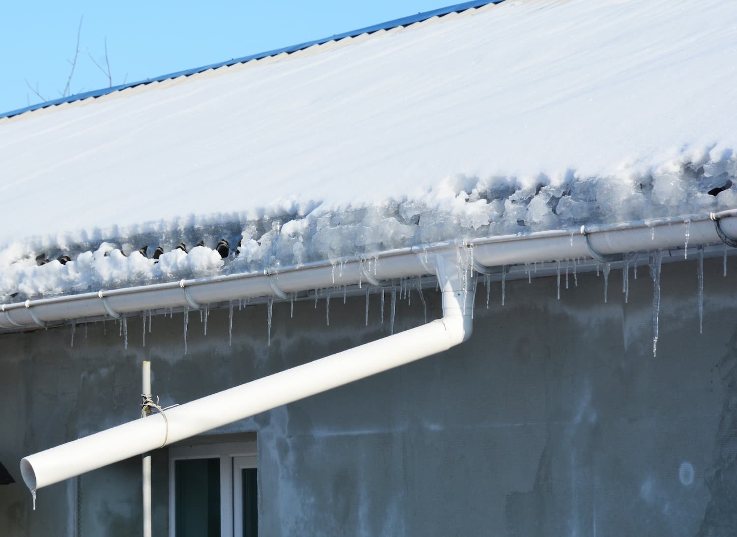 Ice Dams, Roof Leaks, Water Damage